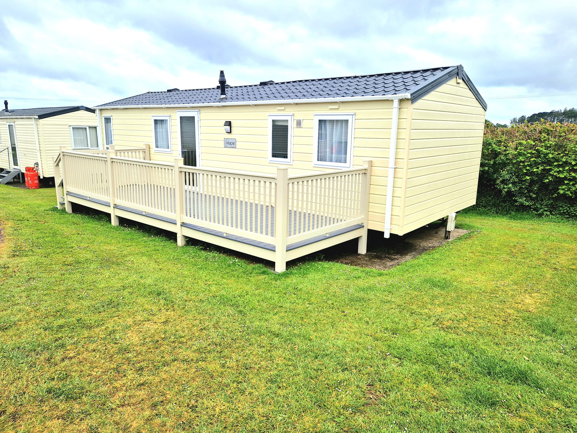 Holiday Rental Caravan No.09 - Pet Friendly image 1