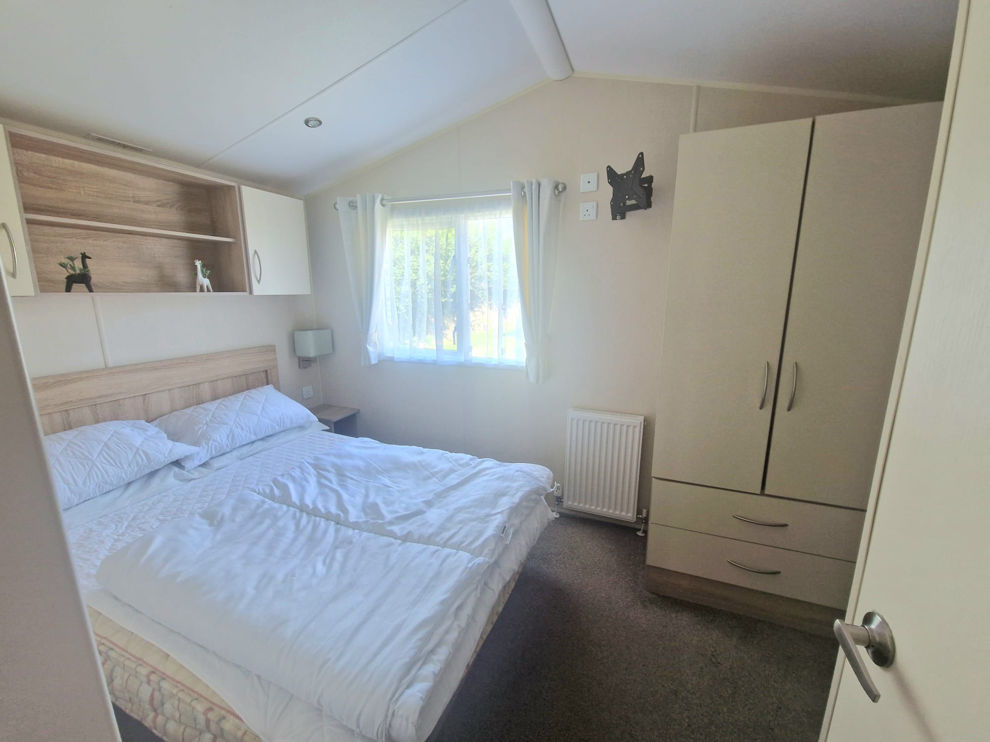 Holiday Rental Caravan No.85 - Pet Friendly  FULLY BOOKED UNTIL 22ND AUGUST image 5