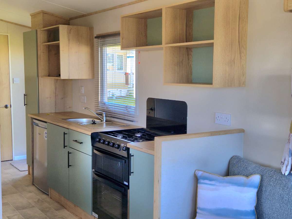 NEW ABI Coworth 28 x 10ft image 2