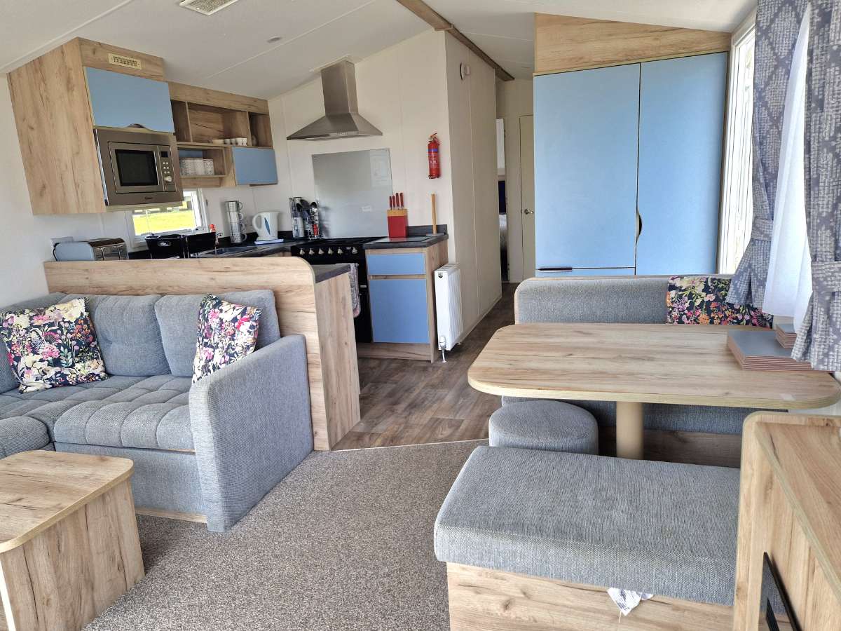 Holiday Rental Caravan No.33 No Pets image 6