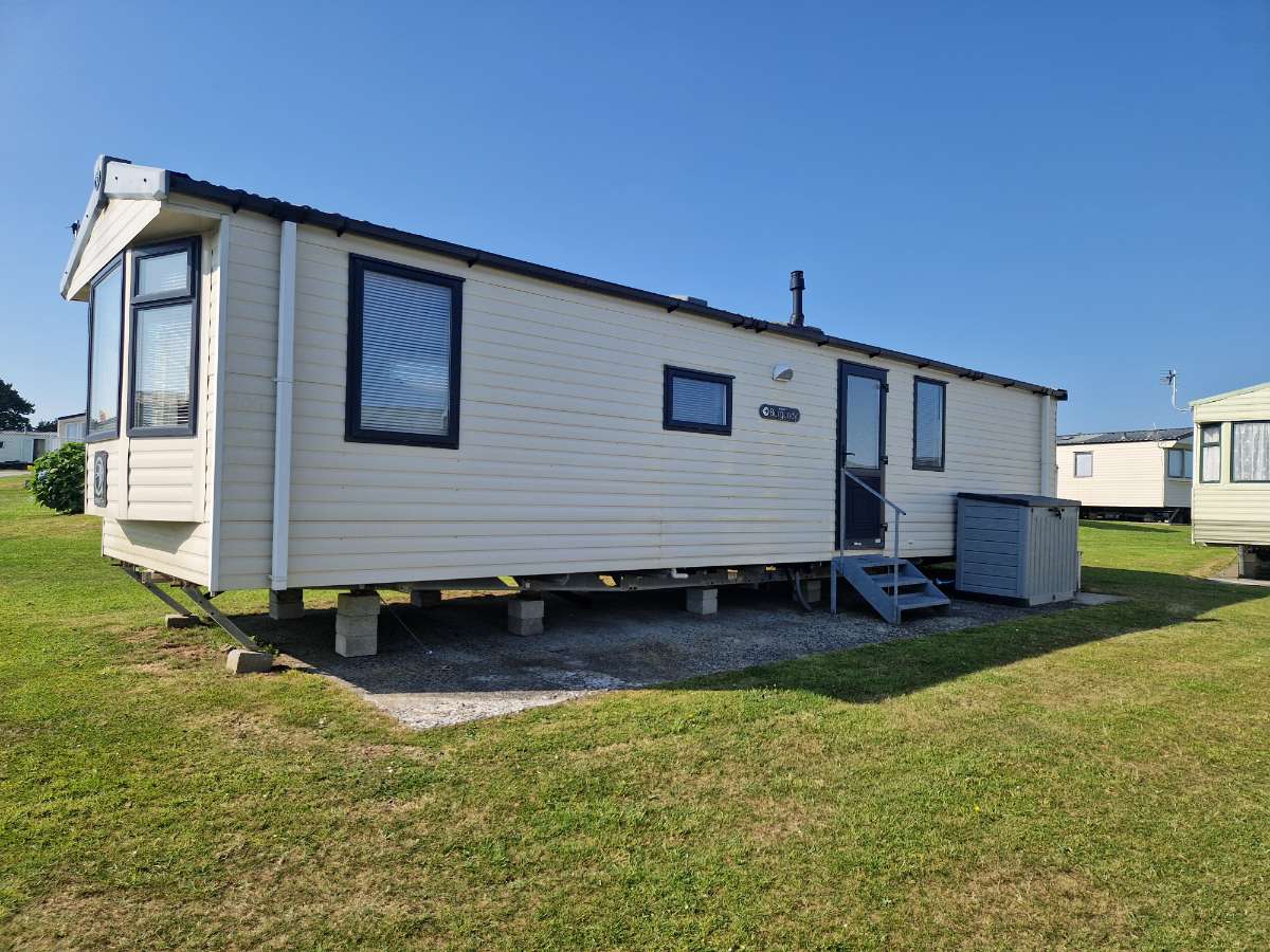 Holiday Rental Caravan No.84 image 3