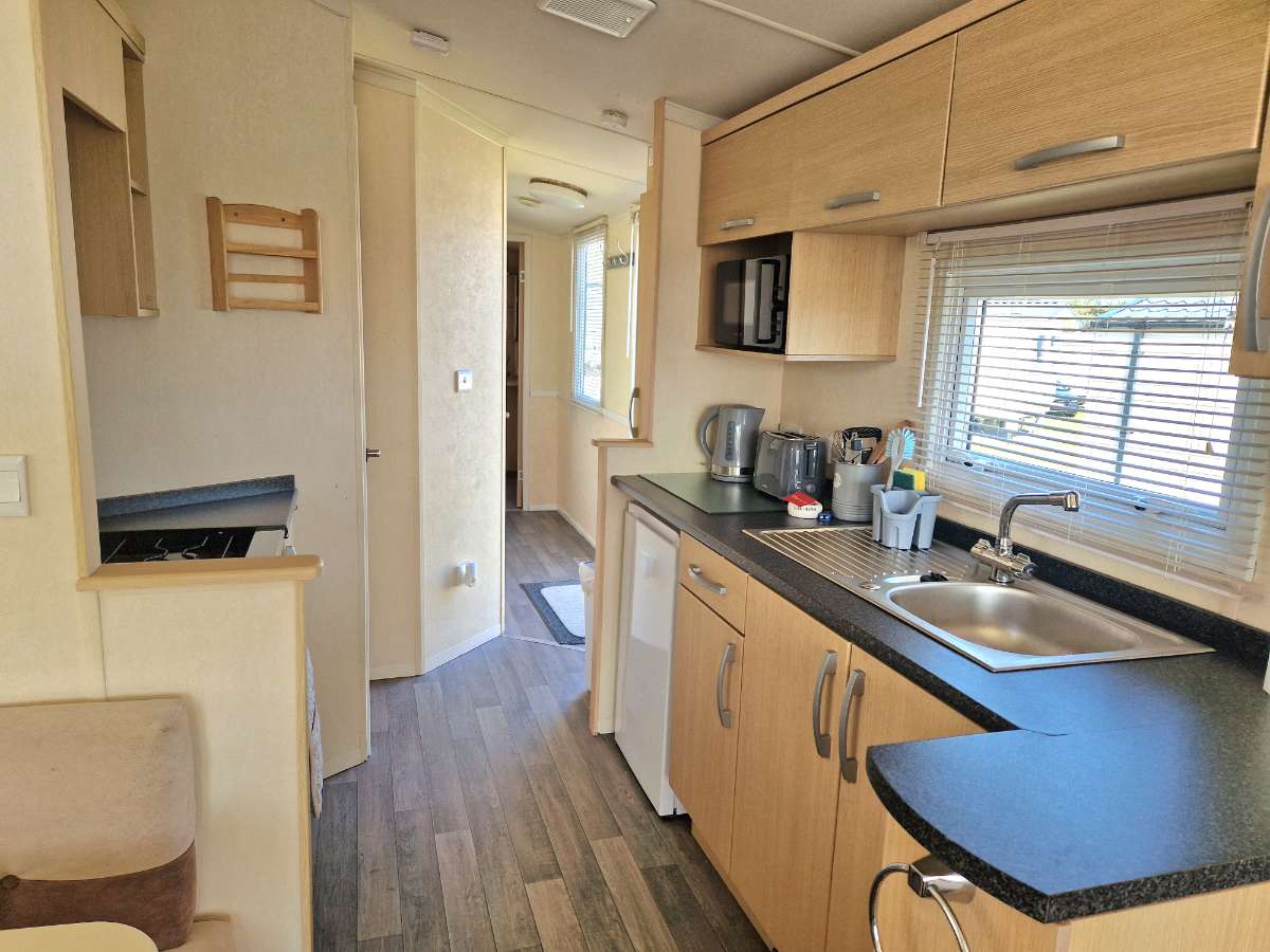 Holiday Rental Caravan No.84 image 4